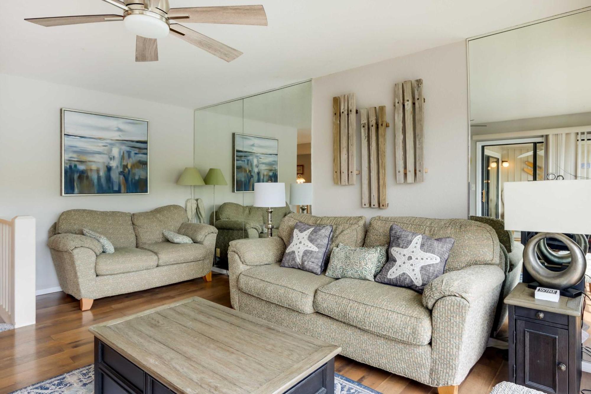 Lakefront Osage Beach Condo With Community Pool Exterior photo